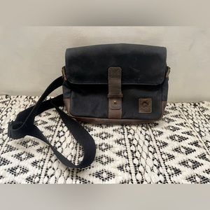 Nutsac Satchel 11 Messenger Bag